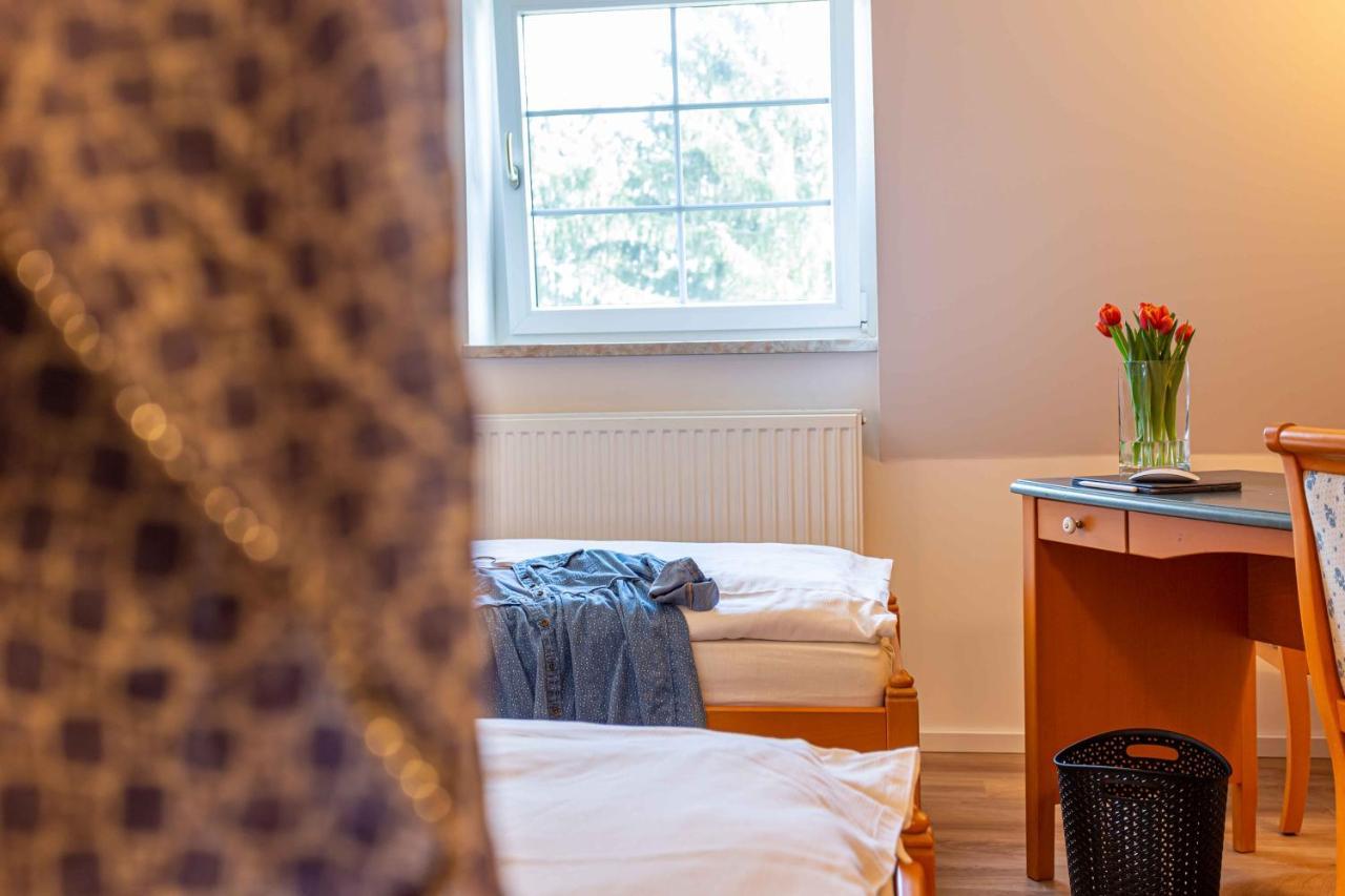 Landhotel Gutshof Hartenstein  Bagian luar foto