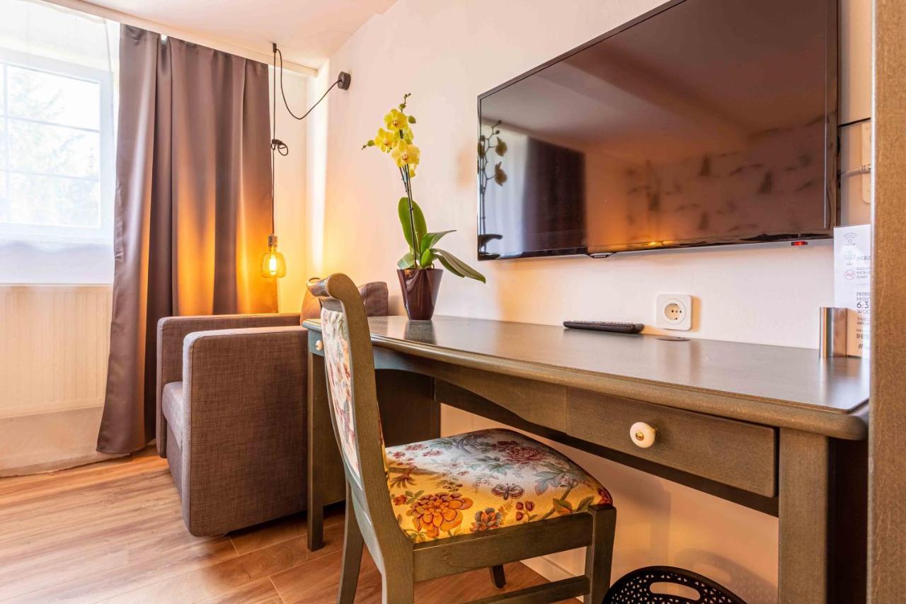 Landhotel Gutshof Hartenstein  Bagian luar foto